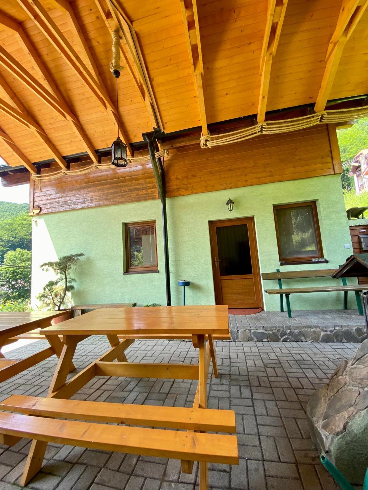Apartmány Alma Vyhne Exterior foto